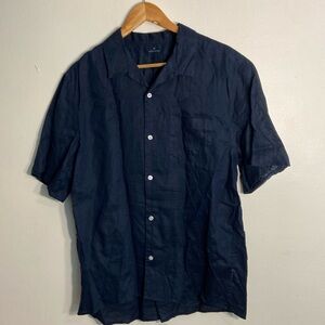 Relaxed-fit linen button down
